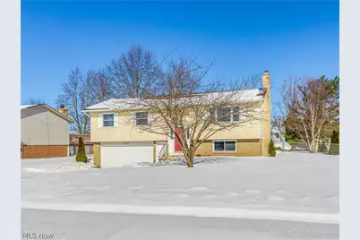 3327 Valley Forge Drive, Brunswick, OH 44212 - Photo 2