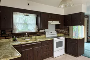 154 Patterson Rd, Weirton, WV 26062 - Photo 8
