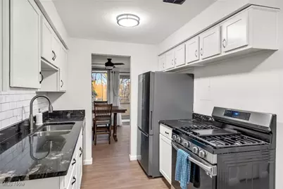 12900 Lake Avenue #216, Oakwood, OH 44107 - Photo 6