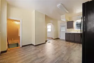 639 N Way St, Barberton, OH 44203 - Photo 4