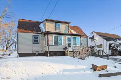 639 N Way Street, Barberton, OH 44203 - Photo 2