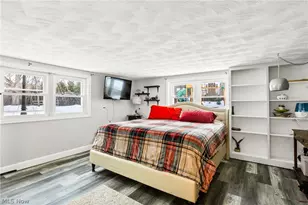 240 Warner Rd, Hubbard, OH 44425 - Photo 10