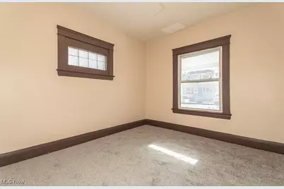 813 Wayside Road, Loveland, OH 44110 - Photo 16