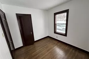 194 E Baird Ave, Barberton, OH 44203 - Photo 10