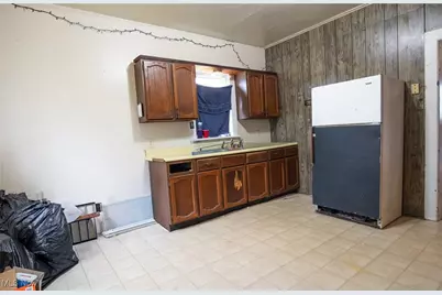 319 N Williams Street, Bryan, OH 43506 - Photo 10