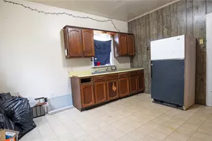 319 N Williams St, Bryan, OH 43506 - Photo 10