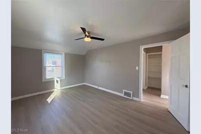 17404 Throckley Avenue, Loveland, OH 44128 - Photo 22
