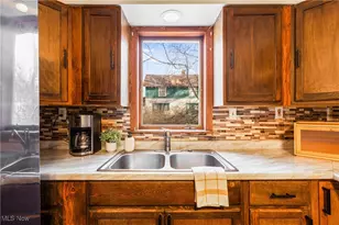 1024 W 54th St, Ashtabula, OH 44004 - Photo 4