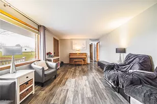 327 Briarhill St, Rittman, OH 44270 - Photo 10