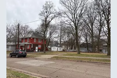 310 Vaniman Street, Akron, OH 44305 - Photo 2