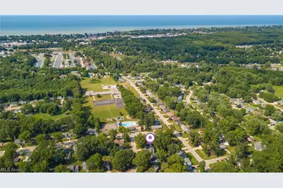 4829 Woodview Drive, Vermilion, OH 44089 - Photo 18