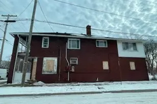 2402 14th St NE, Canton, OH 44705 - Photo 2