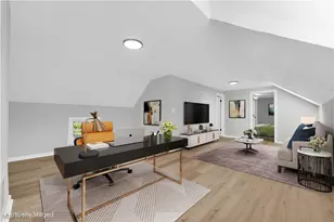 1939 W 54th St, Loveland, OH 44102 - Photo 18