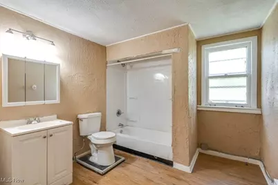11402 Avon Avenue, Loveland, OH 44105 - Photo 28