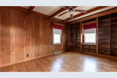 450 West Highland Drive, Zanesville, OH 43701 - Photo 32