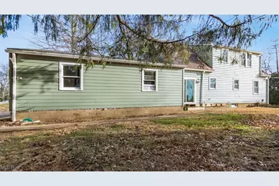 450 West Highland Drive, Zanesville, OH 43701 - Photo 12