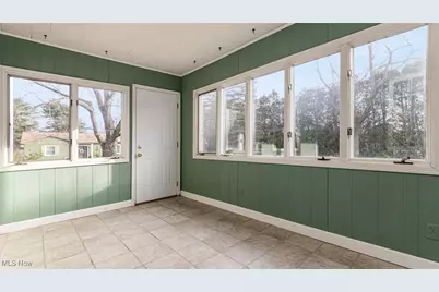 450 West Highland Drive, Zanesville, OH 43701 - Photo 20