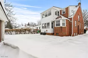 890 E 250th St, Euclid, OH 44132 - Photo 44