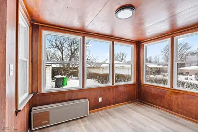 890 E 250th Street, Euclid, OH 44132 - Photo 18