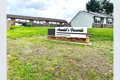 201 Burton Drive #42, Cadiz, OH 43907 - Photo 2