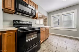 1600 Victoria Ave, Oakwood, OH 44107 - Photo 8