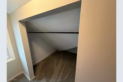 225 25th Street NW, Barberton, OH 44203 - Photo 12