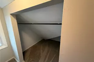 225 25th St NW, Barberton, OH 44203 - Photo 12