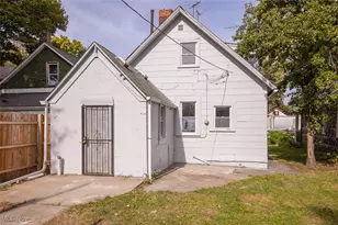 7805 Elton Ave, Loveland, OH 44102 - Photo 22