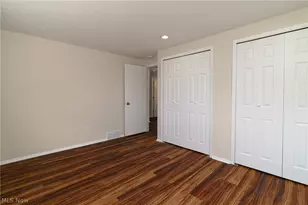 8671 Ashwood Dr, Strongsville, OH 44149 - Photo 20