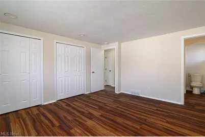 8671 Ashwood Drive, Strongsville, OH 44149 - Photo 18