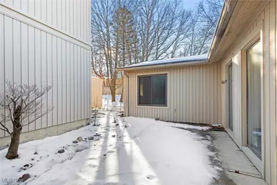 19341 Idlewood Trail, Strongsville, OH 44149 - Photo 36