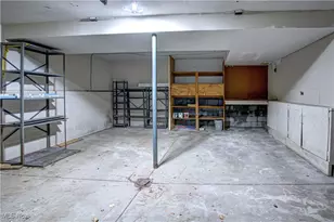 3258 Van Buren Dr, Brunswick, OH 44212 - Photo 36