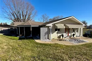 806 Bantam Ridge Rd, Wintersville, OH 43953 - Photo 2