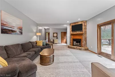 8220 Wilhite Drive, Wadsworth, OH 44281 - Photo 6