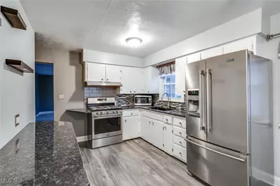 12855 Redwood Avenue NW, Uniontown, OH 44685 - Photo 12