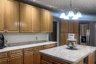 4362 Charleston Rd, Gandeeville, WV 25243 - Photo 10