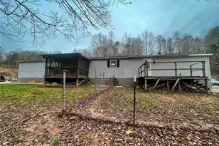 4362 Charleston Rd, Gandeeville, WV 25243 - Photo 22