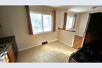 5949 White Pine Drive, Huber Heights, OH 44146 - Photo 8