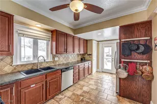 1291 Summit Ave, Oakwood, OH 44107 - Photo 16