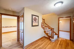 22 Westwood Dr, Parkersburg, WV 26101 - Photo 2
