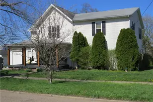 109 Park Ave SE, Carrollton, OH 44615 - Photo 2