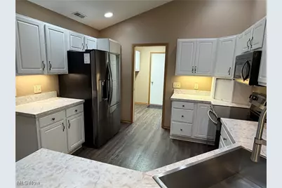 8815 Scotslanding Circle NW, Massillon, OH 44646 - Photo 10