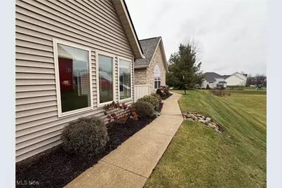 8815 Scotslanding Circle NW, Massillon, OH 44646 - Photo 32