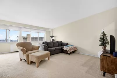 12520 Edgewater Drive #1507, Oakwood, OH 44107 - Photo 8