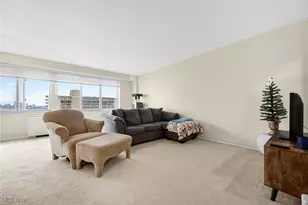 12520 Edgewater Dr, Oakwood, OH 44107 - Photo 8