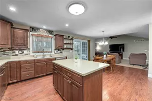 3654 Elizabeth Dr, Vermilion, OH 44089 - Photo 16