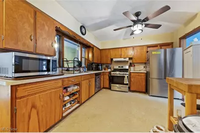 9859 State Route 43, Streetsboro, OH 44241 - Photo 6