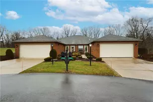 1105 Bogey Dr, Mansfield, OH 44903 - Photo 1