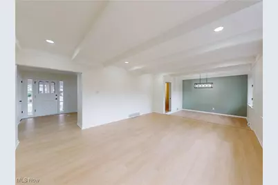 7453 Hollycroft Lane, Mentor, OH 44060 - Photo 12