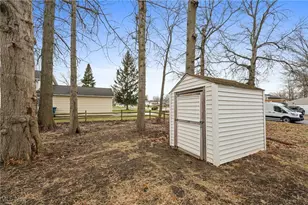 6006 Rosebelle Ave, North Ridgeville, OH 44039 - Photo 22